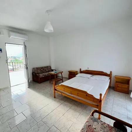 Apartment Atlantis Vrasná